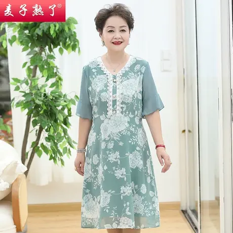 妈妈夏装2022新款洋气中袖印花连衣裙阔太太碎花长裙子中老年女装商品大图