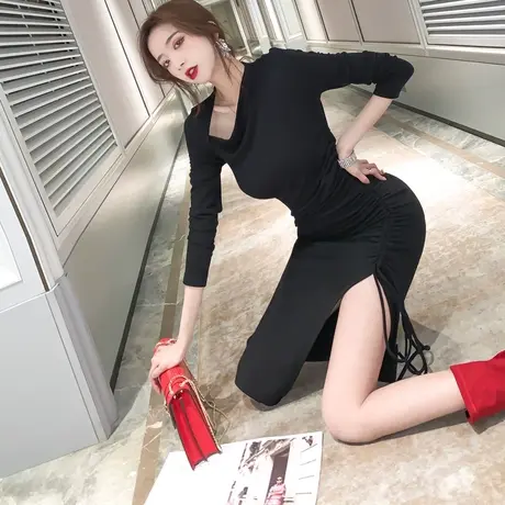 气质抽绳秋款裙子修身斜肩性感包臀打底连衣裙紧身法式长款毛衣裙图片