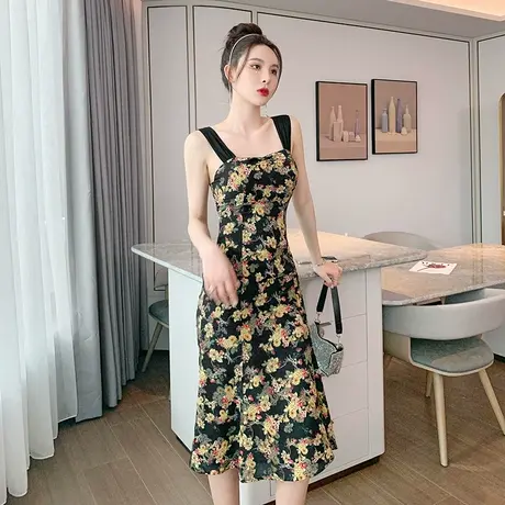 今年流行的裙子法式复古气质连衣裙女吊带碎花中长款茶歇裙夏新款图片