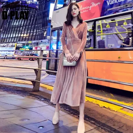 DPLAY德帕拉秋冬新款欧美天鹅绒藕粉色复古高腰丝绒礼服连衣裙女图片