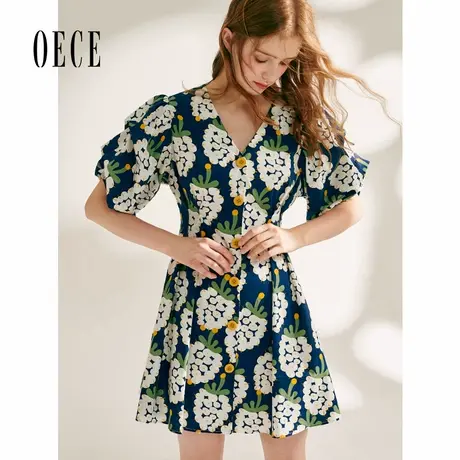 Oece夏装新款女装 花花复古温柔法式碎花V领泡泡袖收腰连衣裙图片