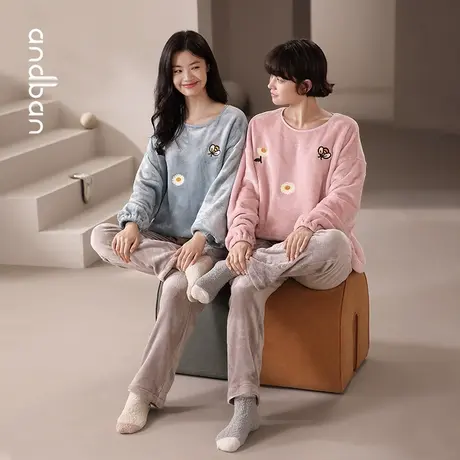 安之伴法兰绒睡衣女秋冬季可爱加厚保暖家居服卡通圆领套装可外穿图片