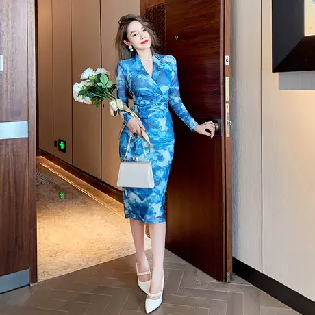 小众印花连衣裙女装优雅气质女神范内搭打底中长款修身显瘦包臀裙图片