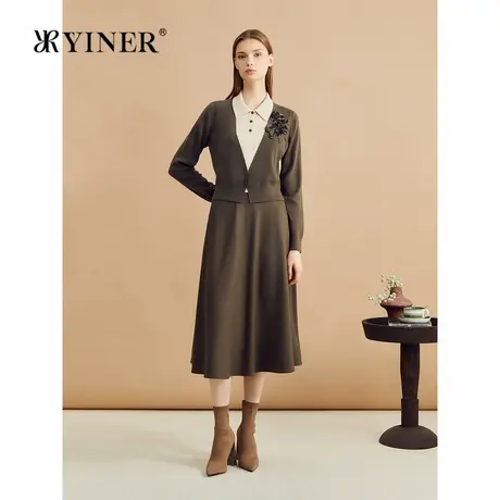 YINER音儿2024冬季新款玉兰花立体装饰假两件羊毛混纺针织连衣裙图片