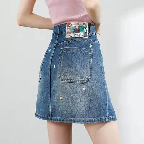 莱赛尔天丝棉刺绣牛仔短裙女夏季薄款高腰显瘦绣花a字半身包臀裙图片