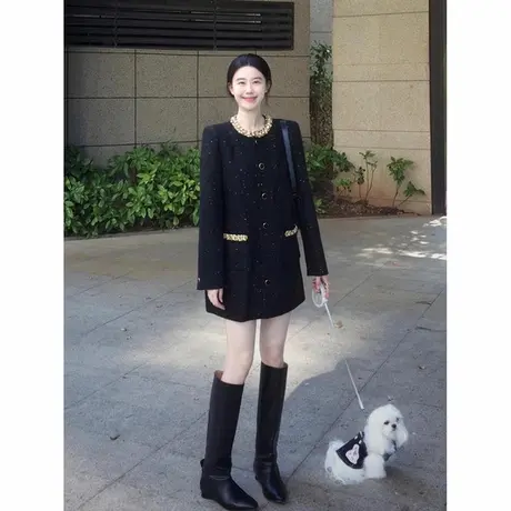 爵莱菲大码富家千金高级感穿搭黑色小香风连衣裙超好看短裙胖mm图片