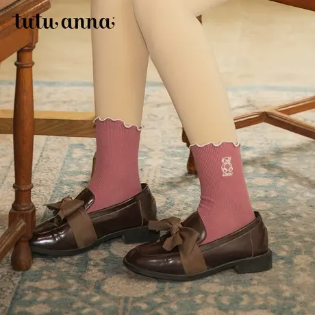 tutuanna袜子女小熊刺绣木耳边休闲女士短袜春夏季短袜子图片