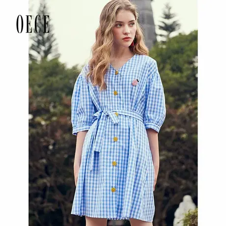 Oece夏装新款女装 清新海盐蓝色格纹复古甜美泡泡袖连衣裙图片